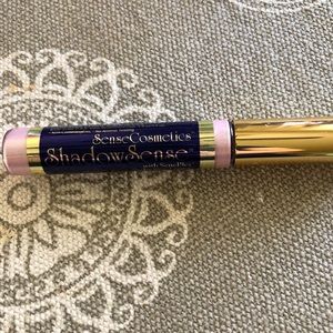 Pink opal shimmer ShadowSense SeneGence